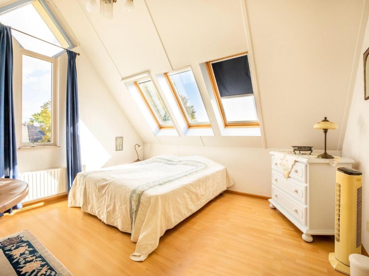Comfy Holiday Home In Hoorn With French Balcony المظهر الخارجي الصورة