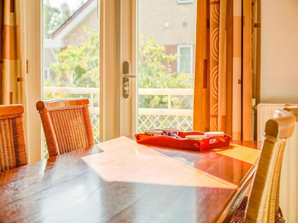 Comfy Holiday Home In Hoorn With French Balcony المظهر الخارجي الصورة